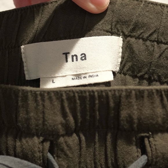 Tna Aritzia Rayon Joggers Size L Olive Green Lightweight Pockets Comfort - Picture 5 of 8